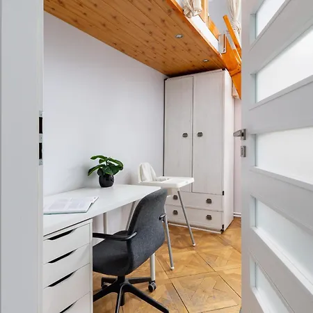 아파트 Podwale Uj Downtown Cracow By Renters *