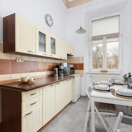 Podwale Uj Downtown Cracow By Renters アパート クラクフ